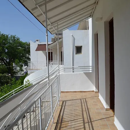 居姆贝特阿里巴巴酒店 酒店 2*