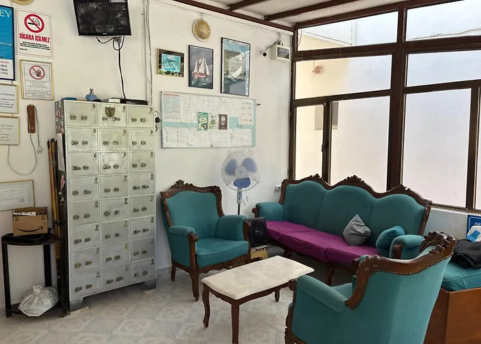 Ali Baba 2* غومْبيت